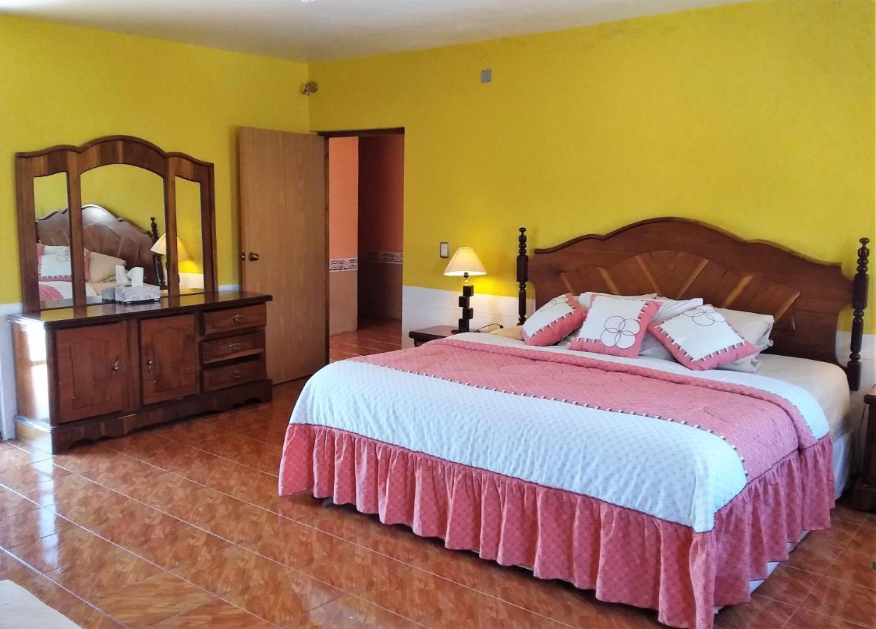 Casa De La Palma Marfil Homestay Guanajuato